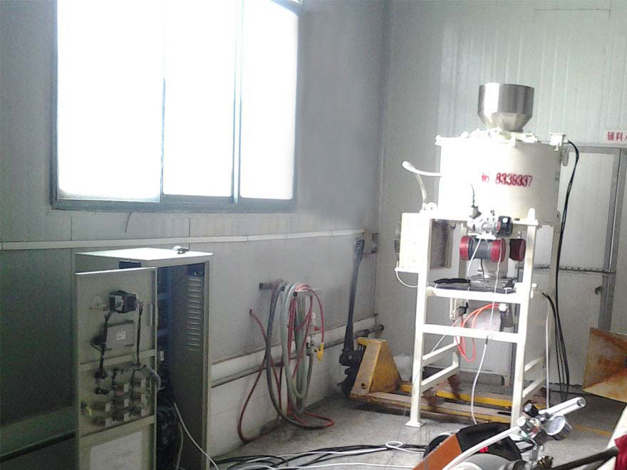 電磁干粉除鐵機(jī)使用現(xiàn)場